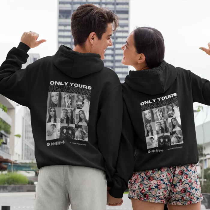 modelo only yours pareja