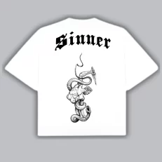 Boxy Fit Sinner Icarus - Blanca Espalda