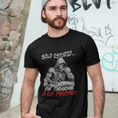 Solo estudio para tirarme a la profa Modelo