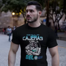 adicto a las cajeras de Farmacias Simi modelo