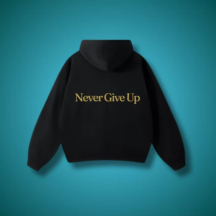 Hoodie Cadillac F1 Sergio Pérez Never Give Up - Sudadera Negra Espalda